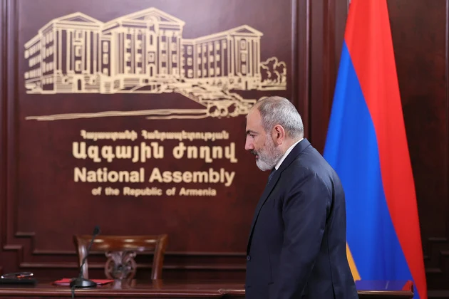 Пашинян не хочет видеть миротворцев РФ в Армении