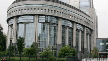 Европарламент призвал к санкциям против Азербайджана