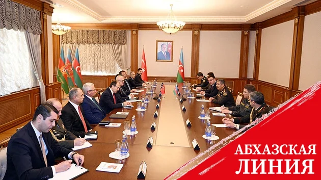 Баку и Анкара обсудили военное сотрудничество