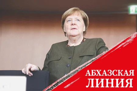 Немецкие "Зеленые" требуют расследовать работу Меркель