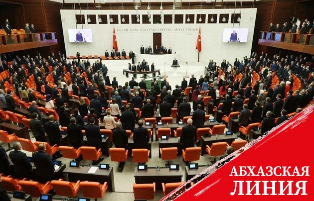 Парламент Турции принял резолюцию по противодействию терроризму