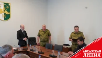 
Министр обороны вручил юбилейные медали депутатам Парламента – ветеранам Отечественной войны народа Абхазии
