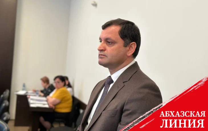 
Адгур Агрба вновь возглавил Генпрокуратуру
