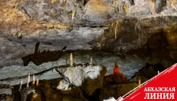 
Пять пещер и подземную реку обнаружили в Абхазии российские спелеологи
