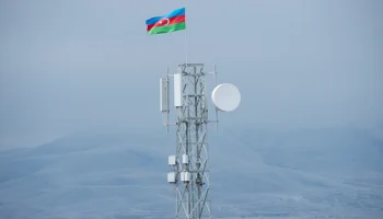 ВС Азербайджана поднимают флаг страны в селах под Агдере