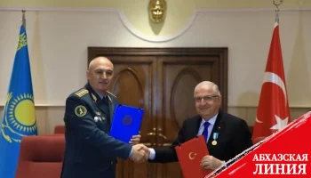 Казахстан и Турция подписали план военного сотрудничества