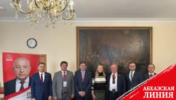 
Делегация международных наблюдателей от Парламента  Абхазии посетила предвыборные штабы Николая Харитонова и Владислава Даванкова
 

