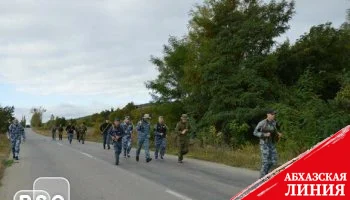 Сотрудники УВО Южной Осетии совершили 18-километровый марш-бросок