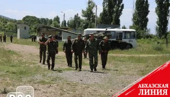 Врид Министра обороны Инал Сабанов проверил ход занятий на полигоне
