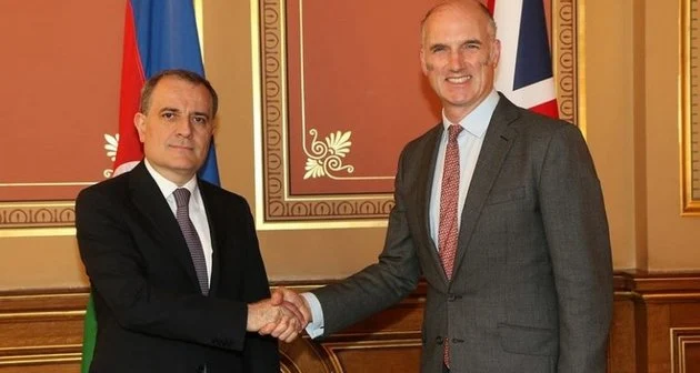 Азербайджан и Великобритания обсудили процесс реинтеграции армян Карабаха