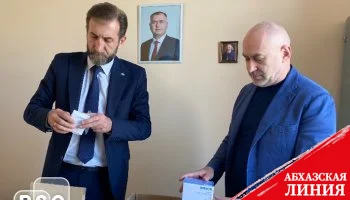 Посольство РЮО в России передало в дар Минздраву Южной Осетии необходимое медицинское оборудование