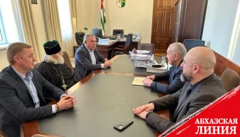 
В Кабмине прошла встреча с главой Духовно-православного центра "Вятский Посад"
