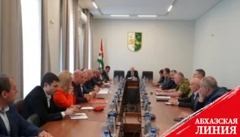 
Вопросы обороны и обеспечения безопасности Абхазии обсудили в парламентском комитете
