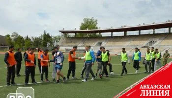 Подразделения ОМОН Южной Осетии борются за звание лучшей команды по футболу