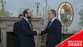Главы МИД Азербайджана и Армении провели переговоры в Тегеране