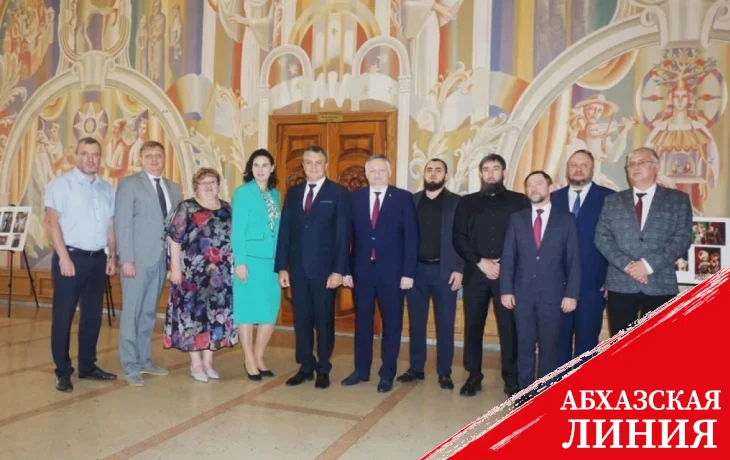 
Сухум и Луганск
стали городами-побратимами
