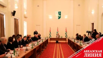 
Как Абхазия готовится к курортному сезону 2024: президент Аслан Бжания провел совещание
 
 

