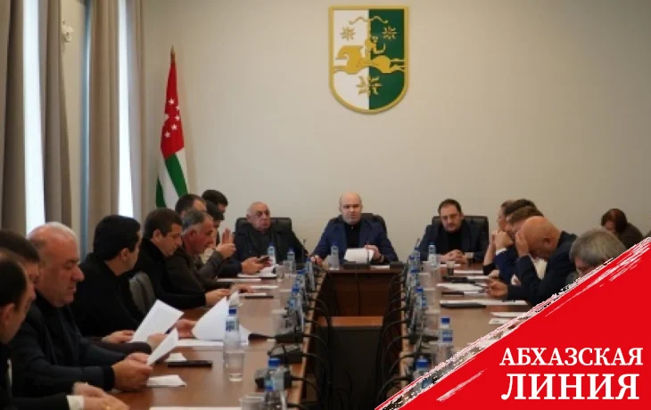 Парламент Абхазии обратился в Госдуму РФпо вопросу урегулирования поставки нефтепродуктов в республику.