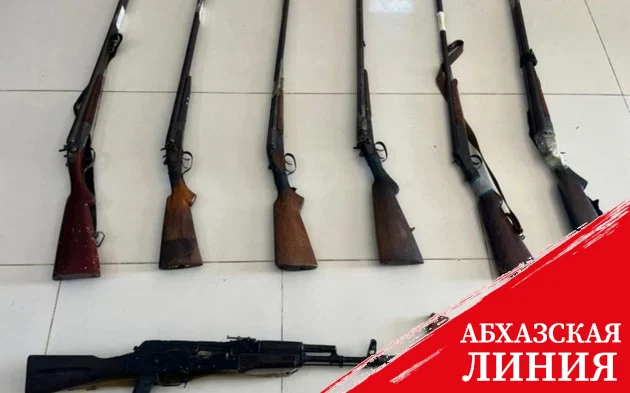 В Ханкенди и Ходжалы нашли большой склад армянского оружия
