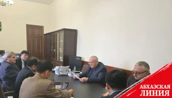 
Александр Анкваб принял делегацию из КНДР
