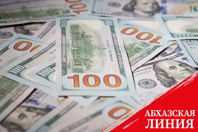 В Казахстане менеджер банка набрал кредитов на 50 человек