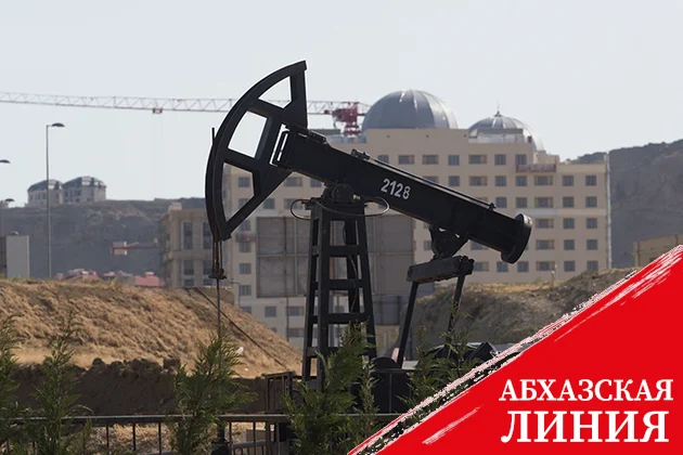 США ужесточают контроль за потолком цен на нефть из России