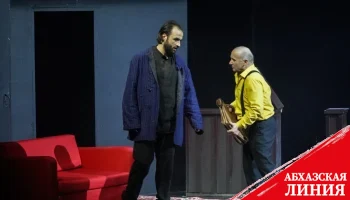 
Посмеяться и поплакать: как прошла премьера спектакля «Пастух Махаз» в РУСДРАМе
