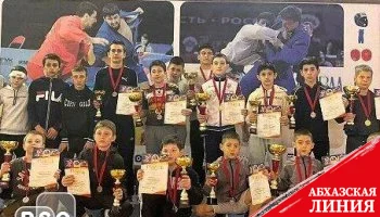 Юные цхинвальские борцы стали победителями и призерами турнира в Нальчике
