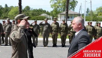 
Президент Бадра Гунба посетил Центр специального назначения СГБ РА
