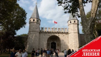 Турция ждет в этом году 60 млн туристов