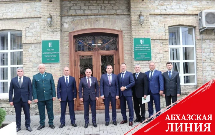 
Подготовку к цитрусовому сезону обсудили в Государственном таможенном комитете
