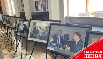 
Жизнь Владислава Ардзинба, запечатленная в фотографиях
