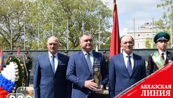 Президент Южной Осетии принял участие в международной акции «Эстафета Победы»