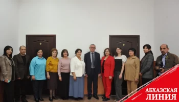 Республиканская газета «Адыгэ Макъ» начала сотрудничество с абхазскойреспубликанской газетой «Апсны»