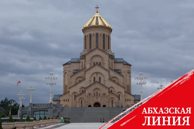 Икону со Сталиным перепишут прямо в храме в Тбилиси