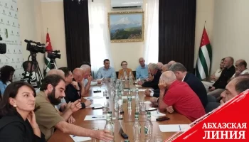 
Общественная палата и политические партии выступают за переход к смешанной системе выборов в Парламент
