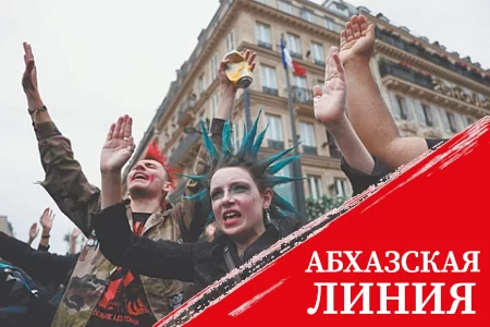 Французы собрались «заблокировать все» начинания Макрона